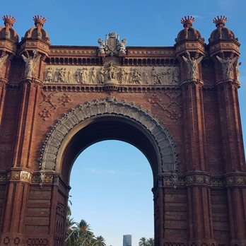 Arc de Triomf - Landmarks & Historical Buildings Near Me - Barcelona, B