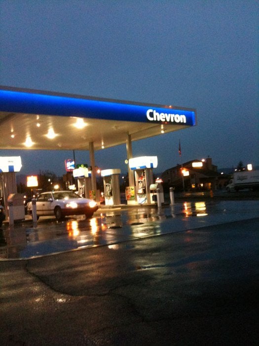 CHEVRON Updated August 2024 12 Reviews 2231 Biddle Rd, Medford