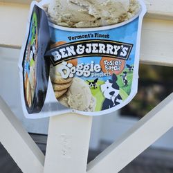Fire Island Ferries - Ice-cream store for dogs