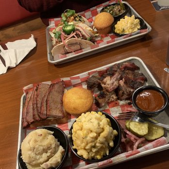 Famous Daves - Barbeque Near Me - Long Beach, California Famous Daves - Barbeque Near Me - Long Beach, California