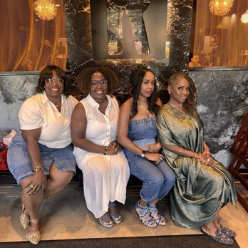 Roc South Cuisine - Ladies Who Brunch! - Southern Near Me - Atlanta, Georgia