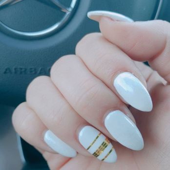Nails By Sue - Mina working on my nails - Nail Technicians Near Me - Astoria, New York