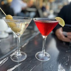 Embargo - Martini & Razzmopolitan