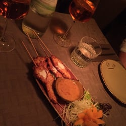 Spicery - Suuuuper leckere Hähnchenspieße mit Erdnuss-soße! Kann ich nur empfehlen als Vorspeise :)
