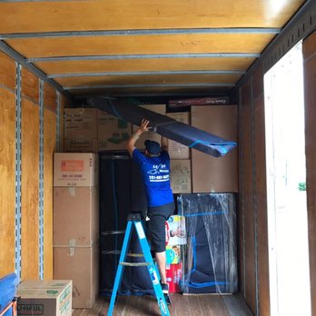 Shark Movers - Loading 4 bedroom house!! - Movers Near Me Shark Movers - Loading 4 bedroom house!! - Movers Near Me