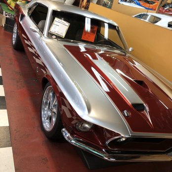 Volo Museum - Mustang - Museums Near Me - Volo, Illinois