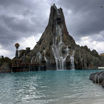 Universal's Volcano Bay - Water Parks Near Me - Orlando, Florida Universal's Volcano Bay - Water Parks Near Me - Orlando, Florida