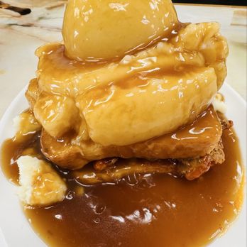 Klunder's Kafe - Meatloaf Sandwich Plate - BEST EVER! - Breakfast & Brunch Near Me - New Hampton, Iowa