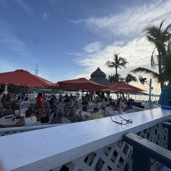 Lorelei Bar and Cabana - Seafood Near Me - Islamorada, Florida Lorelei Bar and Cabana - Seafood Near Me - Islamorada, Florida