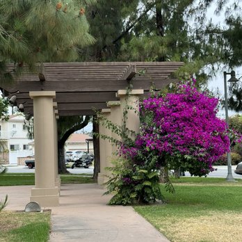 Abraham Lincoln Park - Parks Near Me - Burbank, California Abraham Lincoln Park - Parks Near Me - Burbank, California