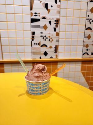 Motoretta Gelato by null