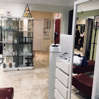 Salon Glenda's - Hair Salons Near Me - Miami, Florida