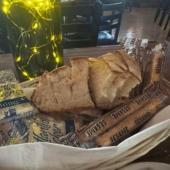 Stacy's Cafe - Bread basket - Bars Near Me - Bellwood, Illinois