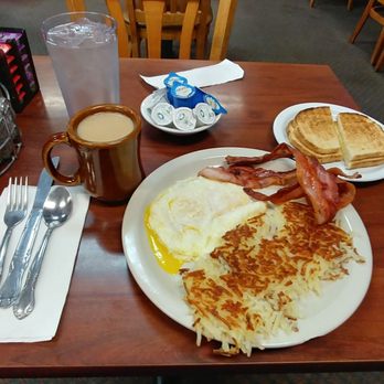 Jerry Bob's Family Restaurant - They don't skimp on portions here! - Breakfast & Brunch Near Me - Tucson, Arizona Jerry Bob's Family Restaurant - They don't skimp on portions here! - Breakfast & Brunch Near Me - Tucson, Arizona