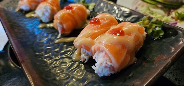 Hikari Sushi & Teppanyaki by null