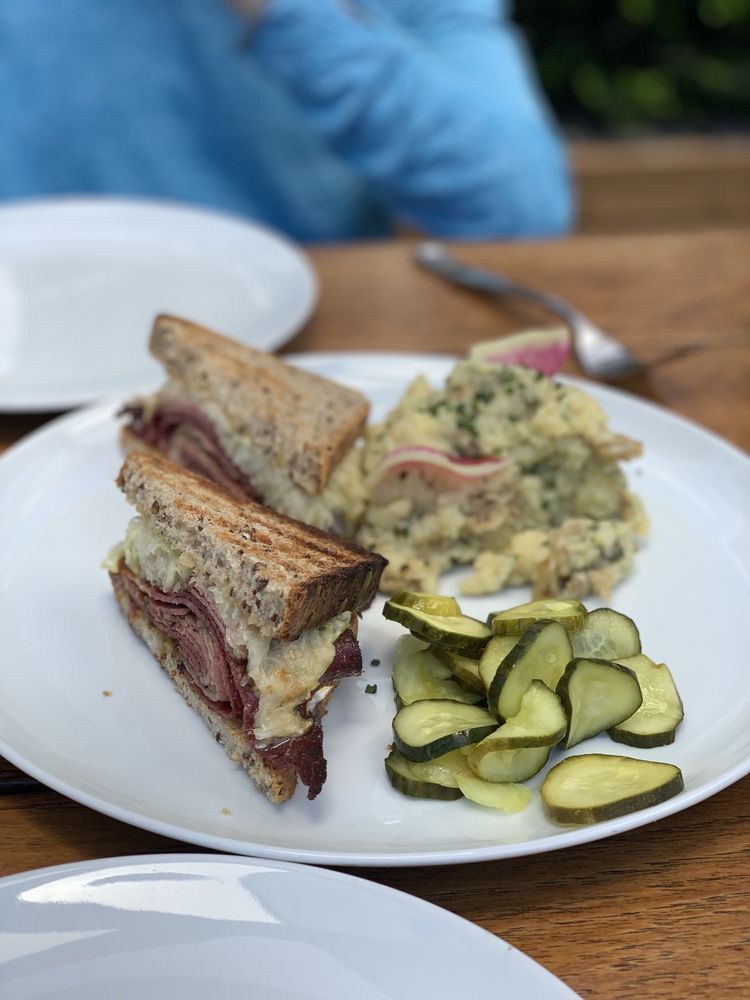 Takeout & Delivery 565 Photos & 592 Reviews American