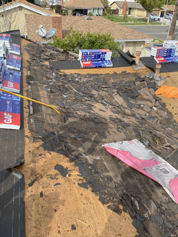 Slide of Aal's Roofing