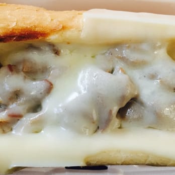 Chi-Town Dogs - Cheezy Beef..... nom nom nom! - Fast Food Near Me - Island Lake, Illinois