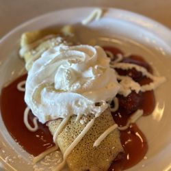 Elmer's Restaurant - Strawberry crepe