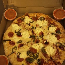Filippou's Pizza - This is the Best Original Filippou's Pizza (twistet) Large Cheese with pepperoni, jalapeño and Ricotta