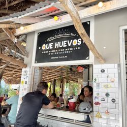 Que Huevos