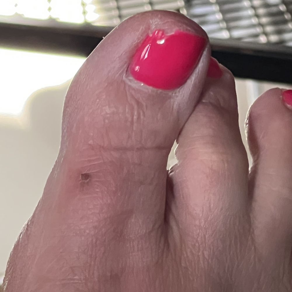QT Nails & Spa - One week polish chipping - Nail Salons Near Me - San Leandro, California