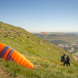 Golden Paragliding