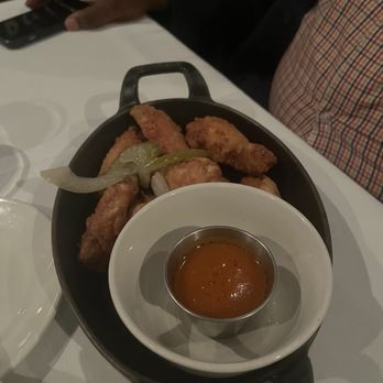Vistro Prime - Chicken wings, sauce on the side - New American Near Me - Hinsdale, Illinois