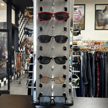 Chance Vintage - Recent selection of shades - Thrift Stores Near Me - Burbank, California Chance Vintage - Recent selection of shades - Thrift Stores Near Me - Burbank, California