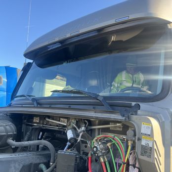 Mj glass - Auto Glass Services Near Me