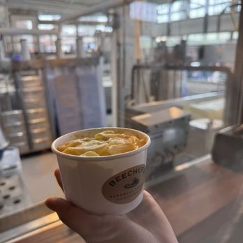 Beecher's Handmade Cheese - Mariachi Mac & Cheese Small - Cheese Shops Near Me - Seattle, Washington Beecher's Handmade Cheese - Mariachi Mac & Cheese Small - Cheese Shops Near Me - Seattle, Washington