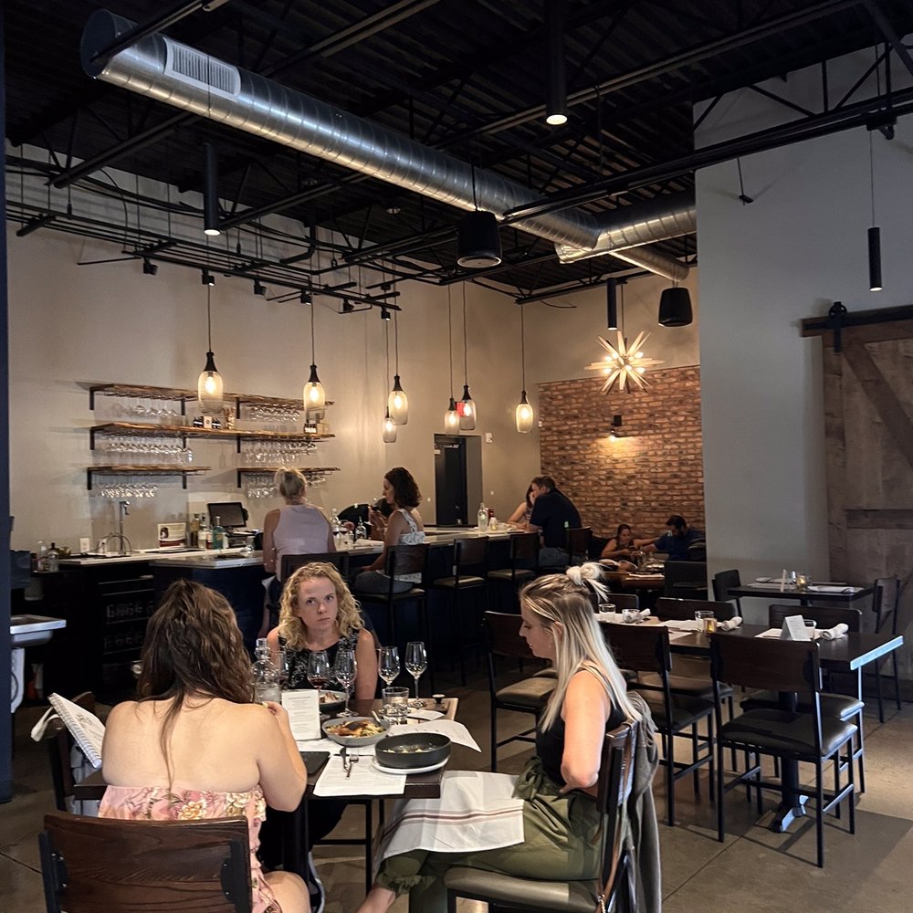 Versi Vino - Bar area of Versi Vino - Wine Bars Near Me - Maple Shade, New Jersey Versi Vino - Bar area of Versi Vino - Wine Bars Near Me - Maple Shade, New Jersey