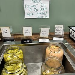 Mimis Deli - Pickle bar