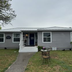 Main Street Coffee House - Looks like a house