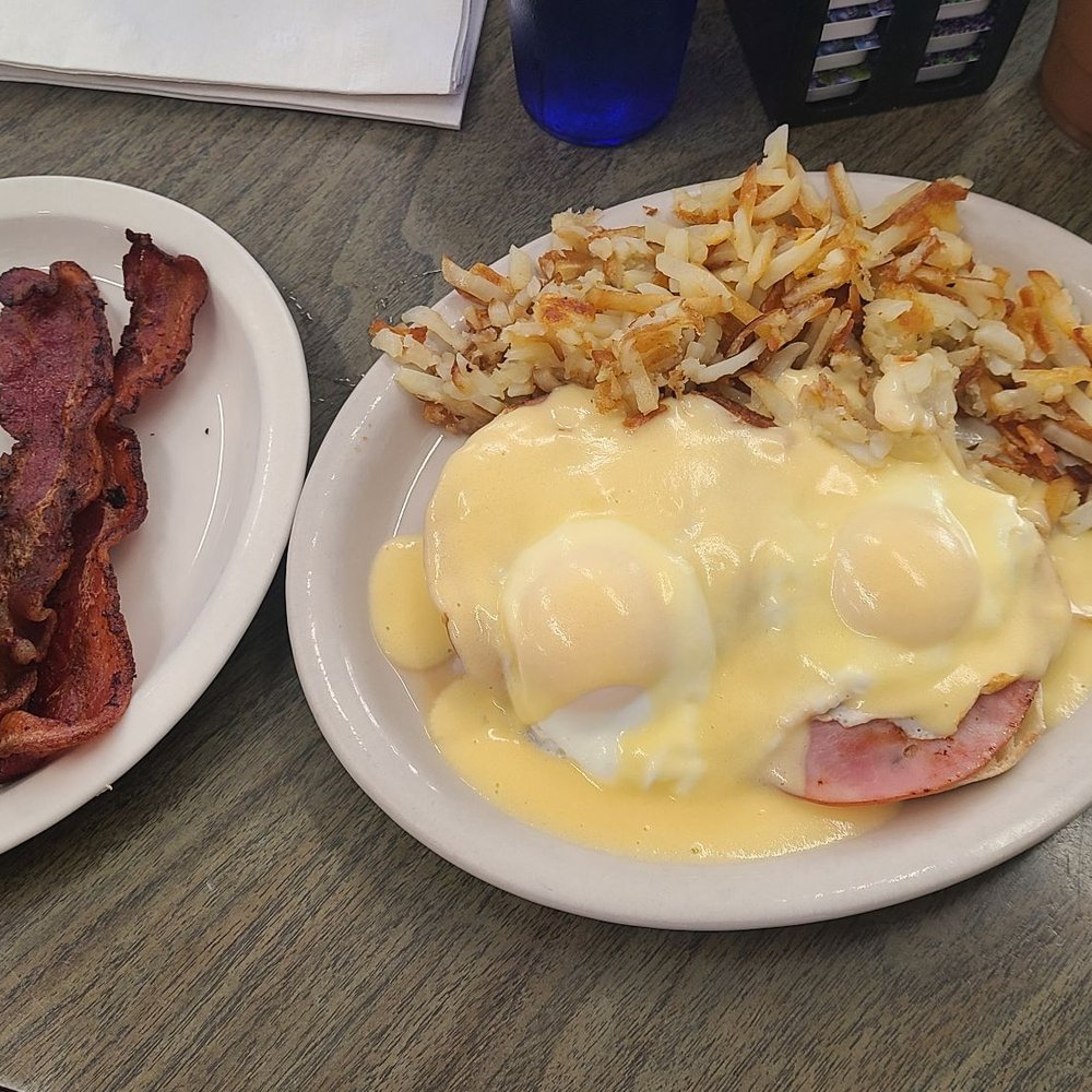 Waffles Caffe - Breakfast & Brunch Near Me - Yakima, Washington