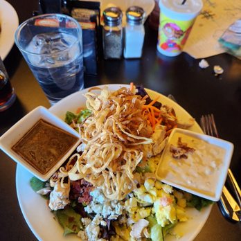 Rob Dob's Restaurant & Bar - Steakhouses Near Me - Bloomington, Illinois