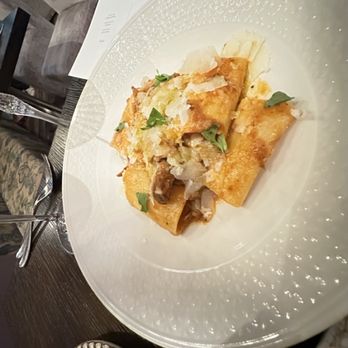 Willow - Italian Near Me - Sacramento, California Willow - Italian Near Me - Sacramento, California