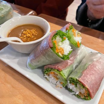 Saigon Star - BBQ pork spring roll - Vietnamese Near Me - San Diego, California Saigon Star - BBQ pork spring roll - Vietnamese Near Me - San Diego, California