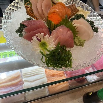 Lighthouse Thai Sushi - Deluxe Sashimi Dinner - Thai Near Me - Lighthouse Point, Florida