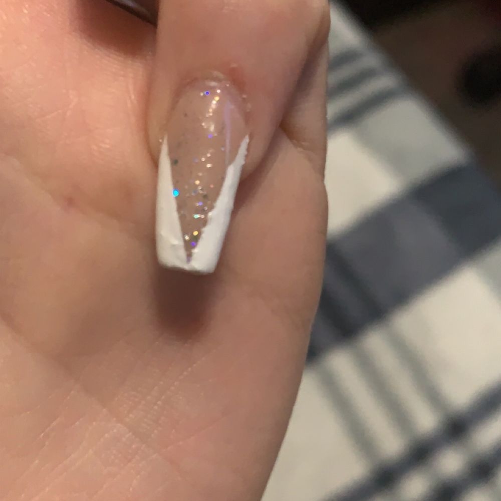 Nail Royalty - I watched her cover up hair into this nail here NOT JUST THIS ONE EITHERRRR - Nail Salons Near Me - Eugene, Oregon