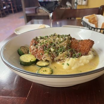 Bistro 135 - Chicken piccata - Italian Near Me - Tracy, California Bistro 135 - Chicken piccata - Italian Near Me - Tracy, California