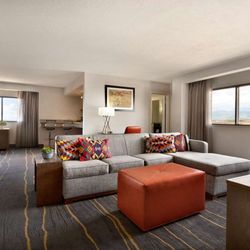 DoubleTree by Hilton Hotel Albuquerque - Guest room