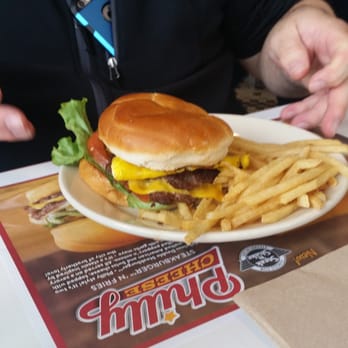 Steak ’n Shake - Royal burger - Breakfast & Brunch Near Me - Middletown, Ohio Steak ’n Shake - Royal burger - Breakfast & Brunch Near Me - Middletown, Ohio