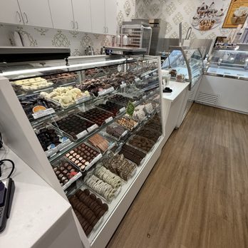 Kilwins Ice Cream - Chocolate - Fudge - Ice Cream & Frozen Yogurt Near Me - Nashville, Tennessee