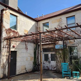 Lone Star Court, Valencia Hotel Collection - Full of character as they really leaned into the weathered, vintage Southwestern style - Hotels Near Me - Austin, Texas