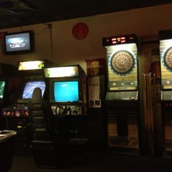 Alabama Slammer Sports Bar - Games