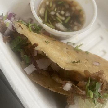 HI Sliders - Birria Taco - Food Trucks Near Me - Mililani, Hawaii HI Sliders - Birria Taco - Food Trucks Near Me - Mililani, Hawaii