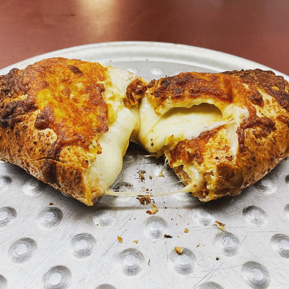 FREWSBURGER PIZZA SHOP with photos Updated August 2024 14 Photos