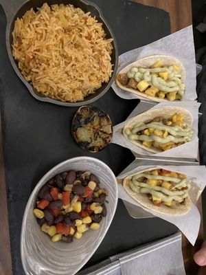 Tap & Bitters by null