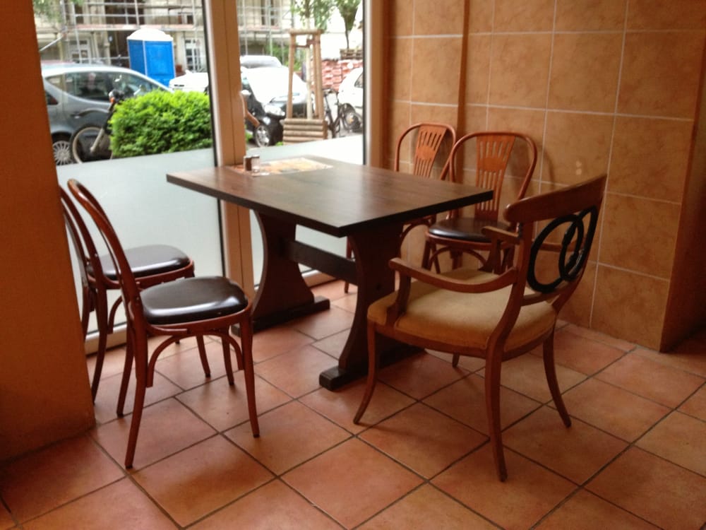 PIZZERIA LAILA Tempelherrenstr. 2, Berlin, Germany Italian